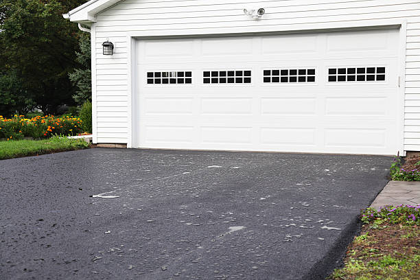 Siding Removal and Disposal in Hollins, VA
